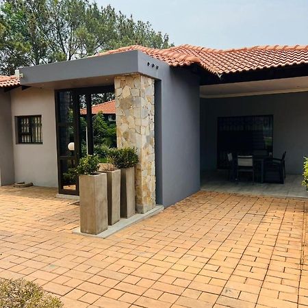 Ultimate Sky _ 2 Bedroom Villa Претория Екстериор снимка
