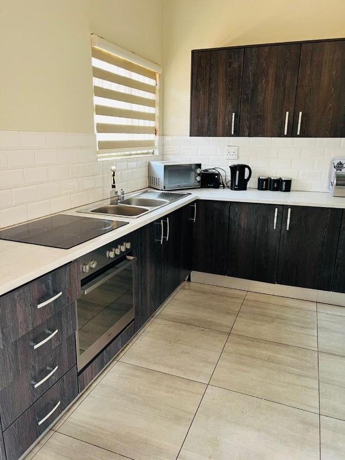 Ultimate Sky _ 2 Bedroom Villa Претория Екстериор снимка